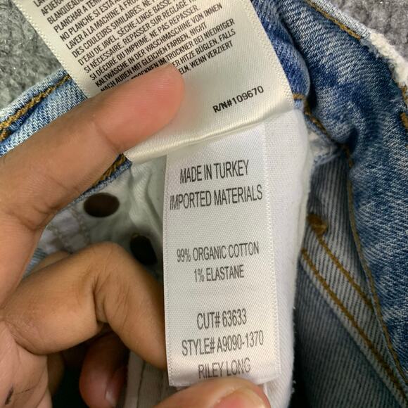 Agolde Riley Long Jeans Distressed Raw Hem Cove Light Wash Size 23 - Picture 10 of 11